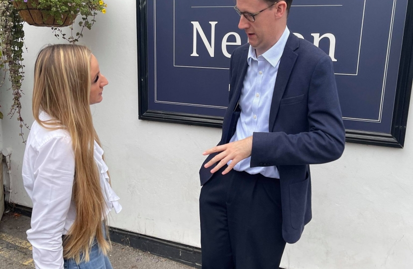 Tom Randall MP speaks with new Nelson Pub manager